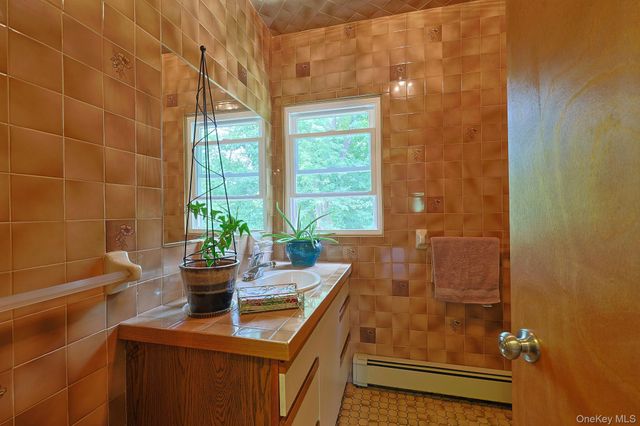 3253 State Route 52, Pine Bush, NY 12566