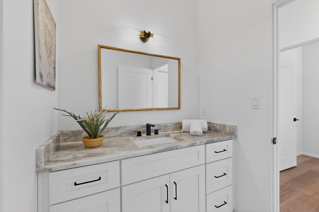 91 Cerro Alto Road, Lamy, NM 87540