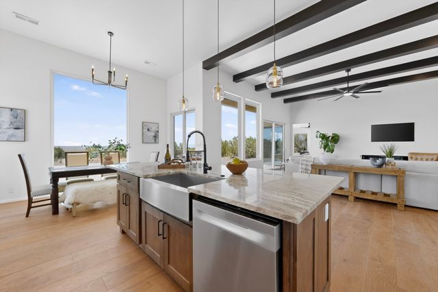 91 Cerro Alto Road, Lamy, NM 87540