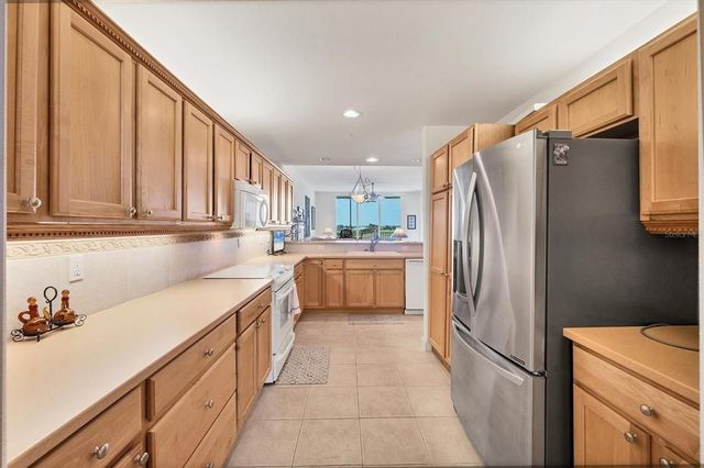 10045 LINKS LANE 304, Rotonda West, FL 33947