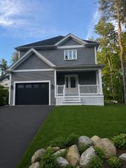 27 James Road 4, Upton, MA 01568
