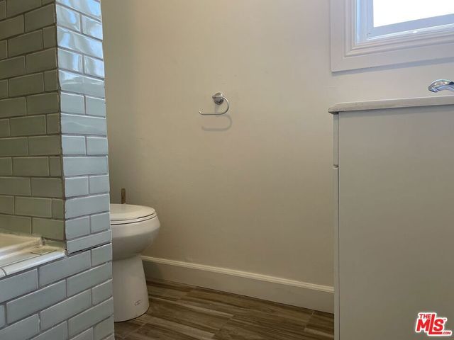 2309 S Budlong Avenue, Los Angeles, CA 90007