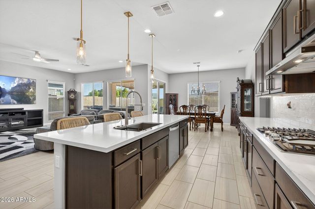 11541 E UTOPIA Avenue, Mesa, AZ 85212