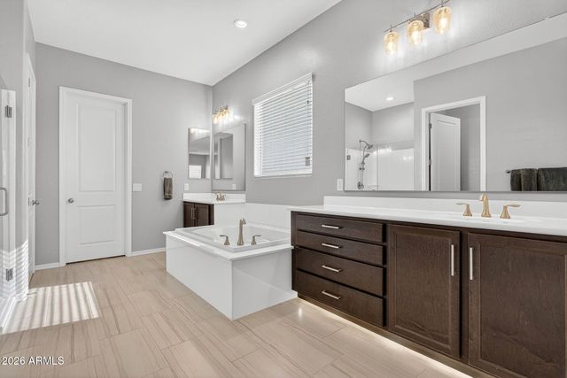 11541 E UTOPIA Avenue, Mesa, AZ 85212