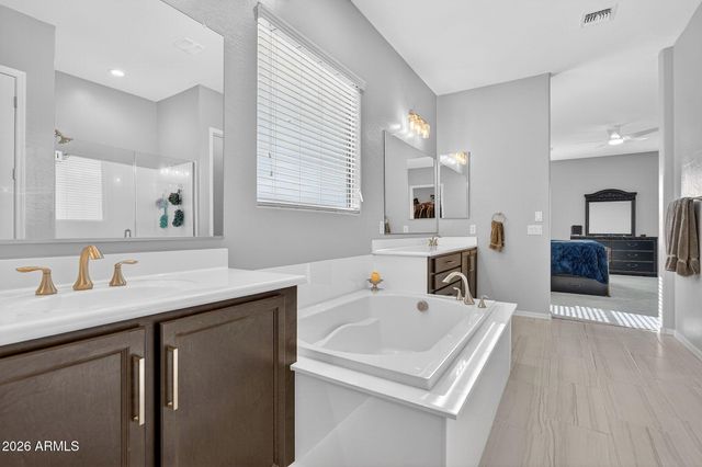 11541 E UTOPIA Avenue, Mesa, AZ 85212