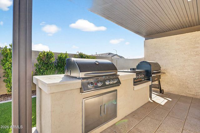 11541 E UTOPIA Avenue, Mesa, AZ 85212