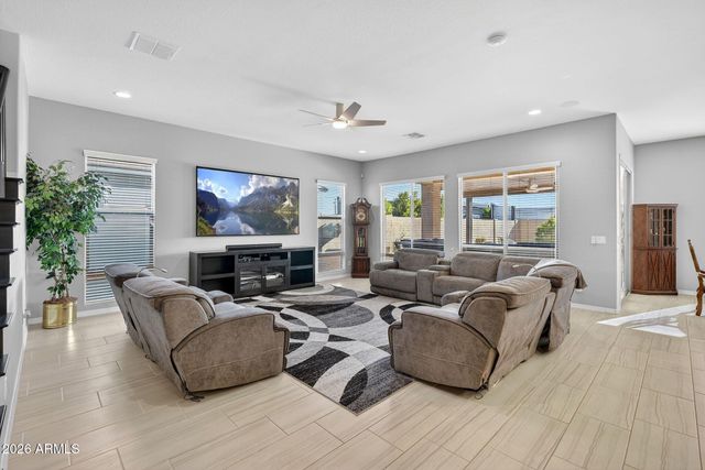 11541 E UTOPIA Avenue, Mesa, AZ 85212