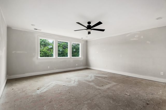 572 Baker Rd, Columbia, TN 38401