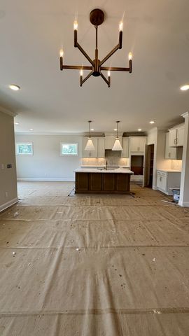 572 Baker Rd, Columbia, TN 38401