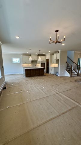 572 Baker Rd, Columbia, TN 38401