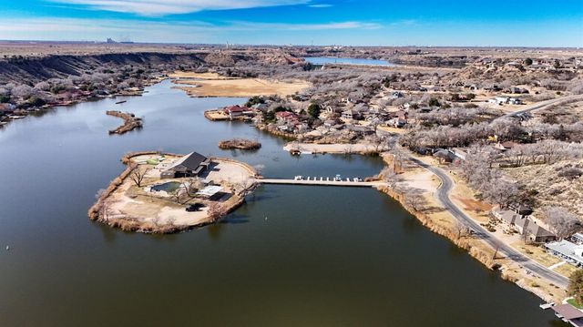 18 Lakeshore Drive, Ransom Canyon, TX 79366
