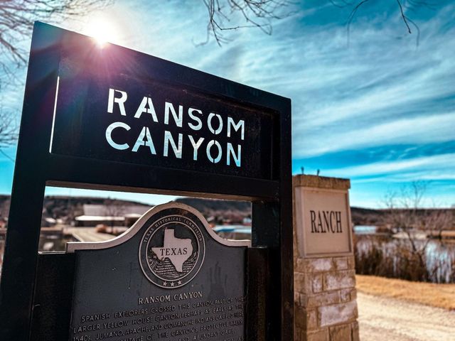 18 Lakeshore Drive, Ransom Canyon, TX 79366