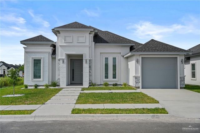 1305 E Evergreen Avenue, San Juan, TX 78589