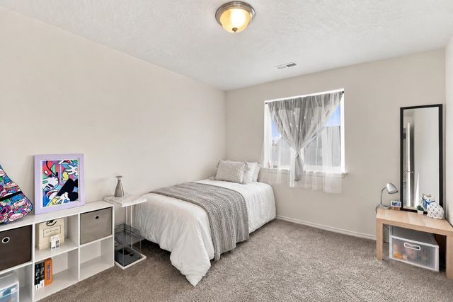 8531 W Pirates Ct, Spokane, WA 99224