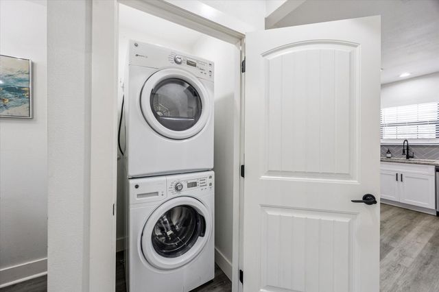 2302 Sumpter Street 2, Houston, TX 77026