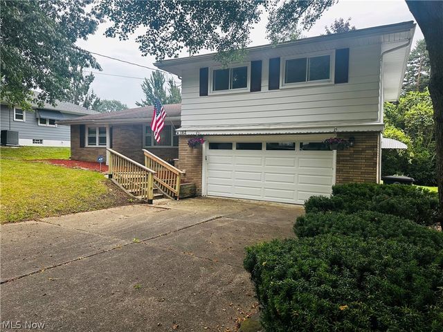 182 Wayne Avenue, Akron, OH 44301