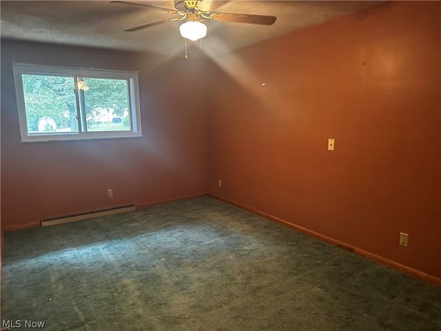 182 Wayne Avenue, Akron, OH 44301