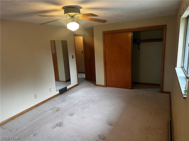 182 Wayne Avenue, Akron, OH 44301