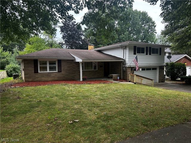 182 Wayne Avenue, Akron, OH 44301