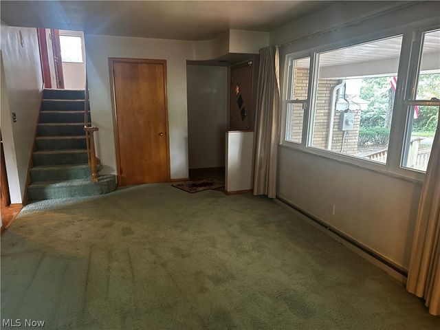 182 Wayne Avenue, Akron, OH 44301