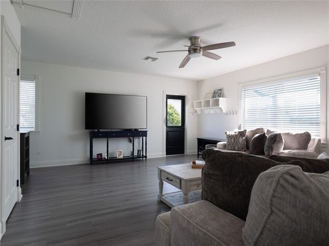 7335 NW HIGHWAY 225, Ocala, FL 34482