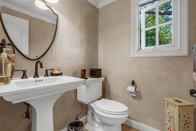 2355 Lake Marie Drive, Santa Maria, CA 93455