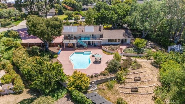 2355 Lake Marie Drive, Santa Maria, CA 93455