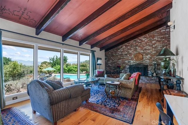 2355 Lake Marie Drive, Santa Maria, CA 93455