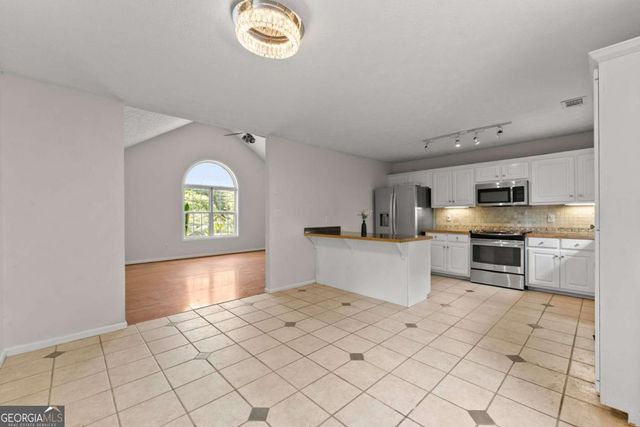 4516 Nohl Ridge Lane, Flowery Branch, GA 30542