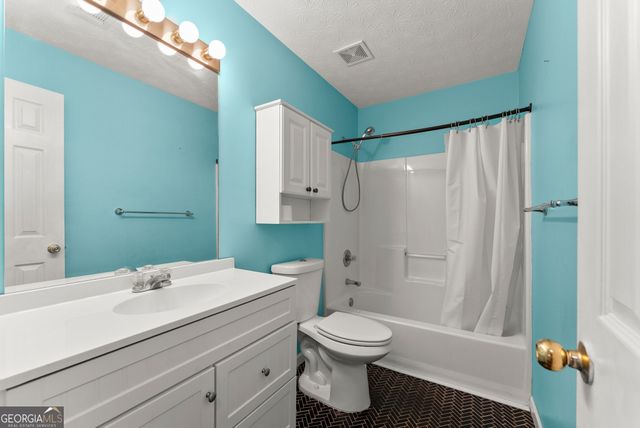 4516 Nohl Ridge Lane, Flowery Branch, GA 30542