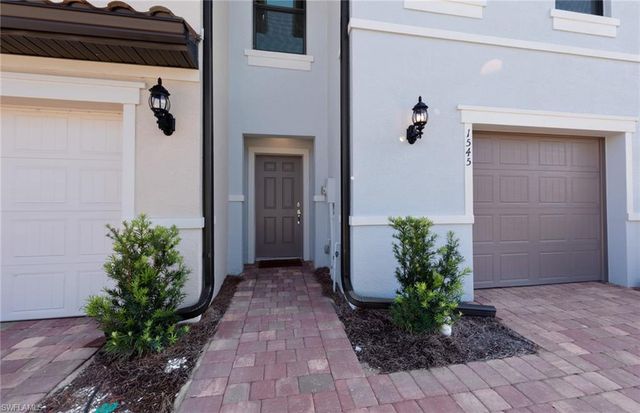 1552 Lake Jessup CIR, Cape Coral, FL 33909