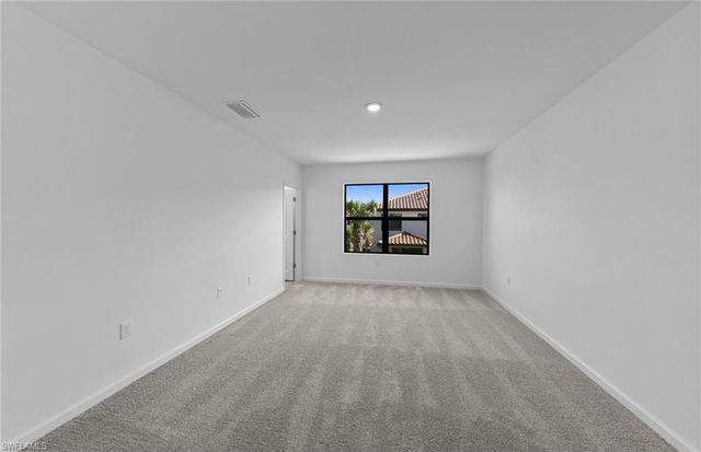 1552 Lake Jessup CIR, Cape Coral, FL 33909