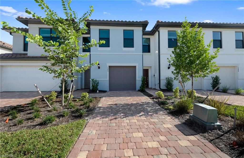 1552 Lake Jessup CIR, Cape Coral, FL 33909