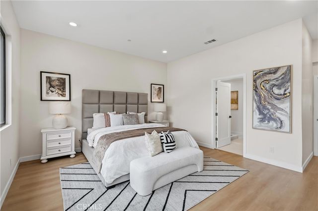 12621 Singing Wood Drive, Santa Ana, CA 92705