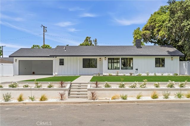 12621 Singing Wood Drive, Santa Ana, CA 92705
