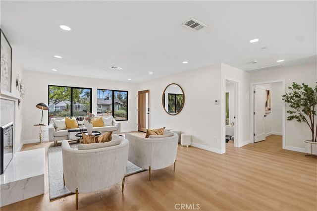 12621 Singing Wood Drive, Santa Ana, CA 92705