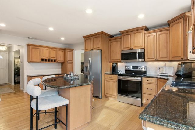 23 John Street, Shoreham, NY 11786