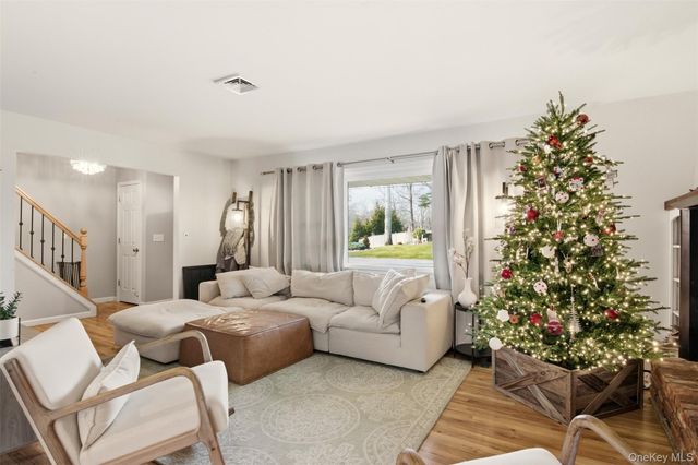 23 John Street, Shoreham, NY 11786