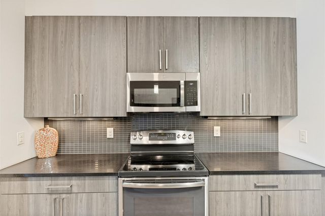 3600 S Lamar BLVD 210, Austin, TX 78704