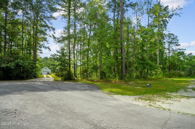 178 Marsh Run, Oriental, NC 28571