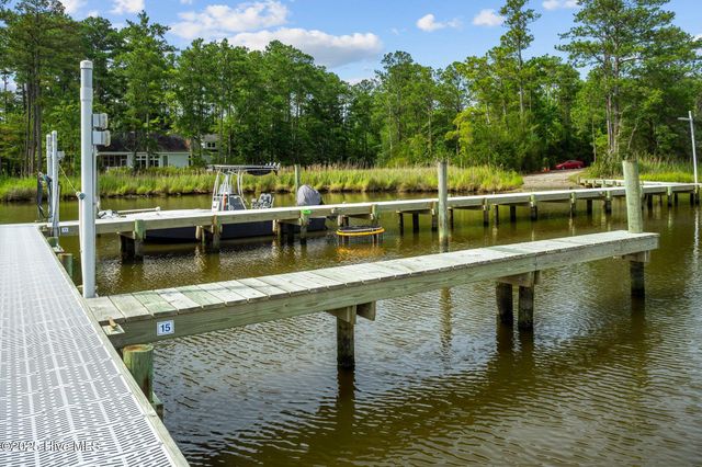 178 Marsh Run, Oriental, NC 28571