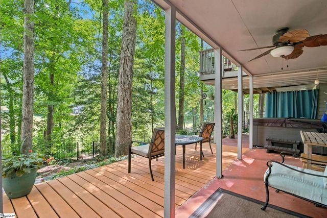 108 Whittlin Way, Taylors, SC 29687