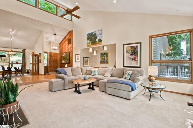 108 Whittlin Way, Taylors, SC 29687