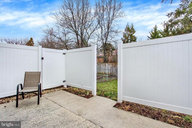 801 HILLS DR, Gettysburg, PA 17325