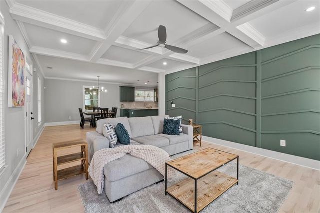 1070 LUCILE Avenue SW, Atlanta, GA 30310