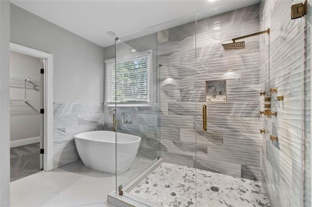 1070 LUCILE Avenue SW, Atlanta, GA 30310