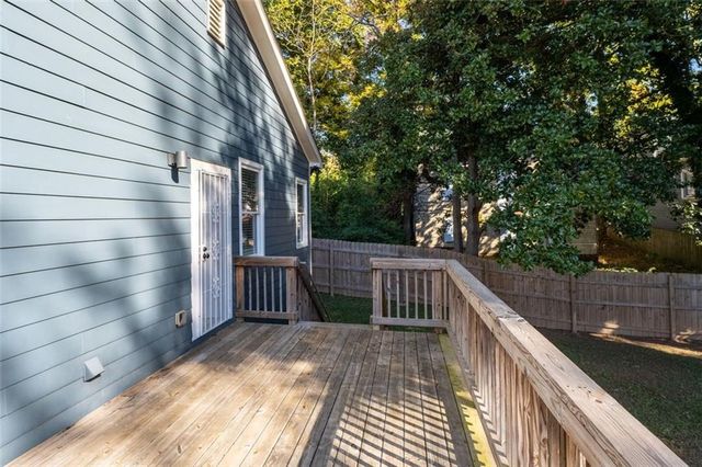 1070 LUCILE Avenue SW, Atlanta, GA 30310