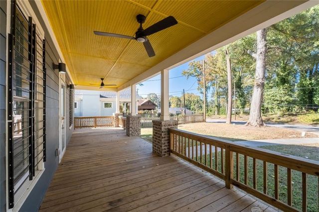 1070 LUCILE Avenue SW, Atlanta, GA 30310