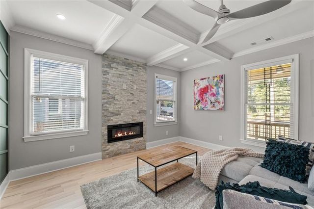 1070 LUCILE Avenue SW, Atlanta, GA 30310