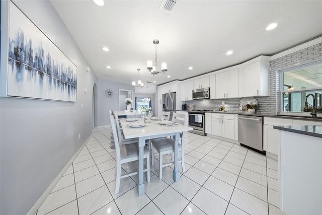 20140 W COUNTY LINE ROAD, Lutz, FL 33558